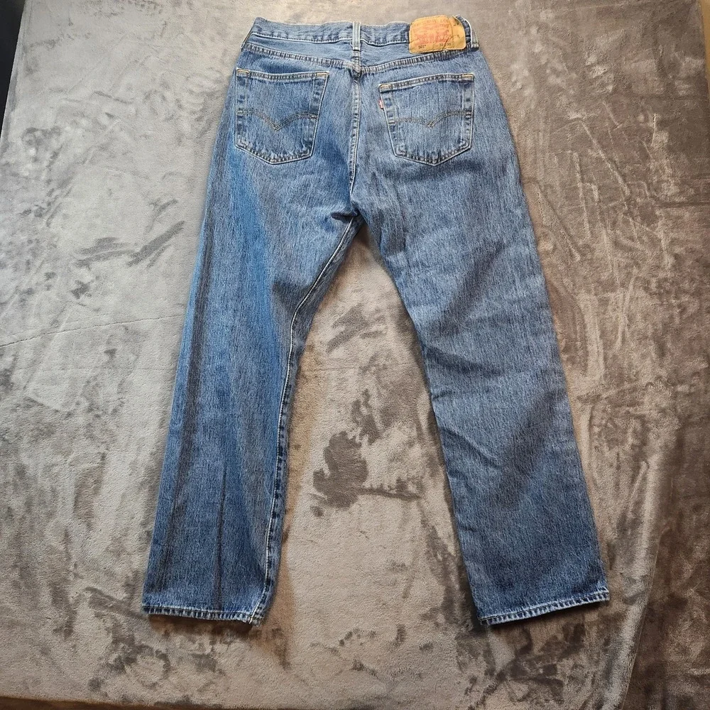 Levis 501 Jeans Mens 32x30 Blue Button Fly Original Straight Denim